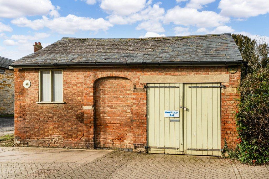 Coach House
