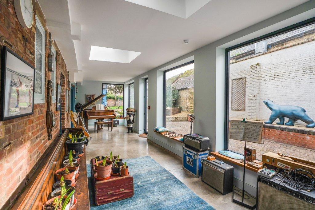 Family/Garden Room