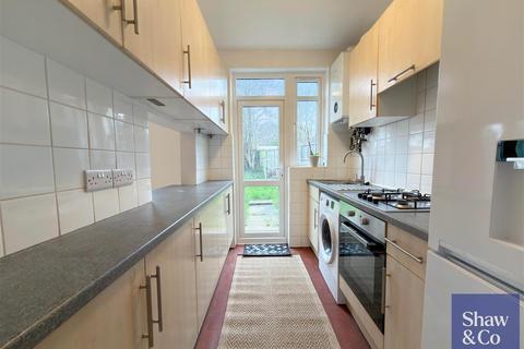 3 bedroom semi-detached house for sale, Riverside Walk, Isleworth TW7
