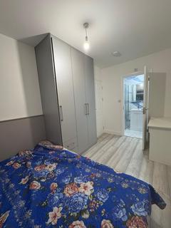 undefined, Marvell Avenue, Hayes UB4