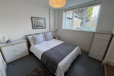 6 bedroom house share to rent, South Street, Derby DE1