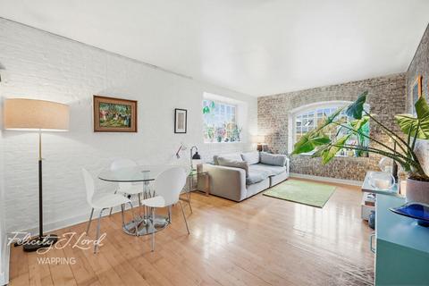 1 bedroom flat for sale, New Crane Place, LONDON, E1W