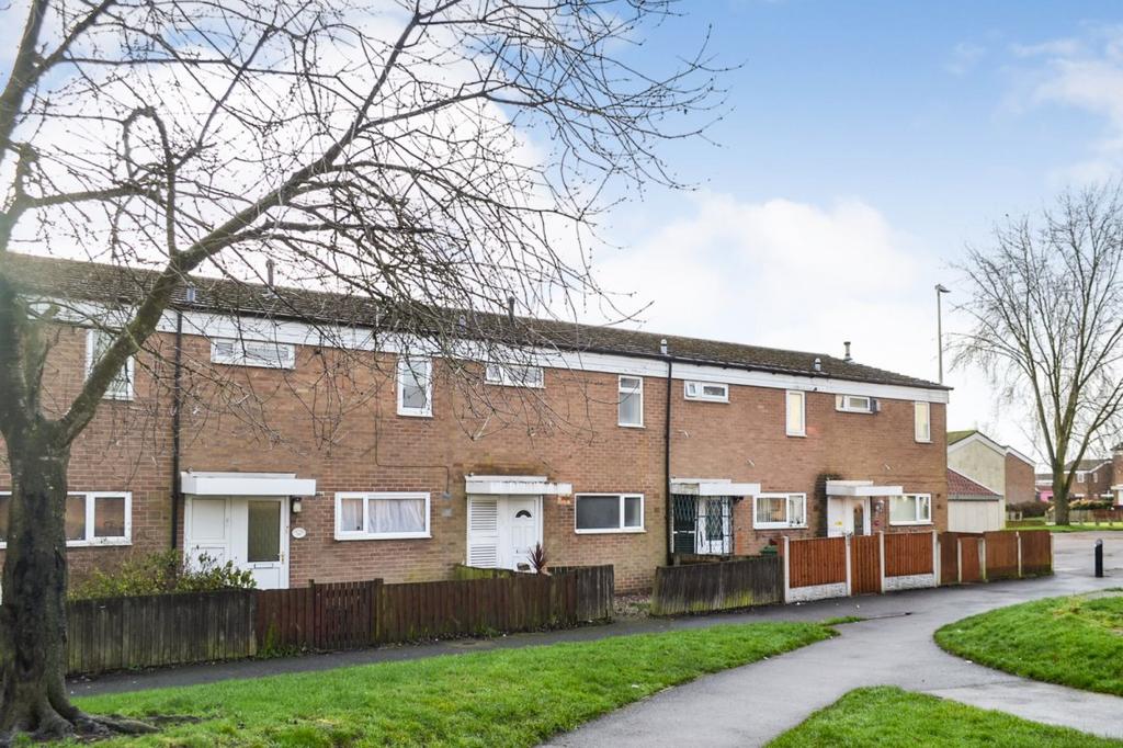 Three Bedroom Mid Terrace Family Home in Woodside