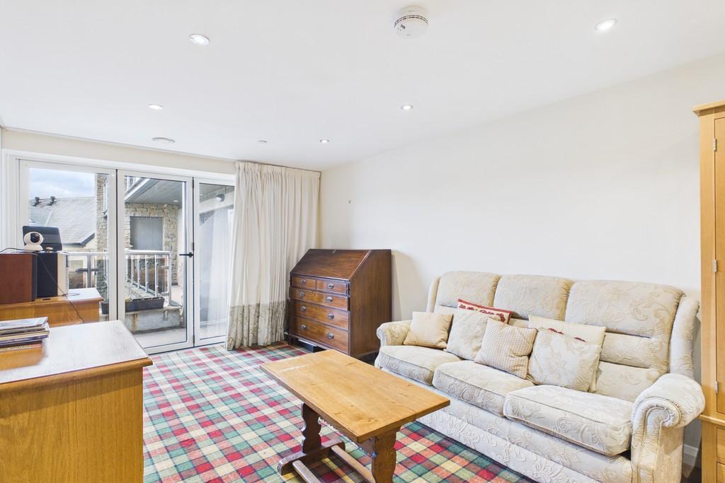 Living/Dining Area
