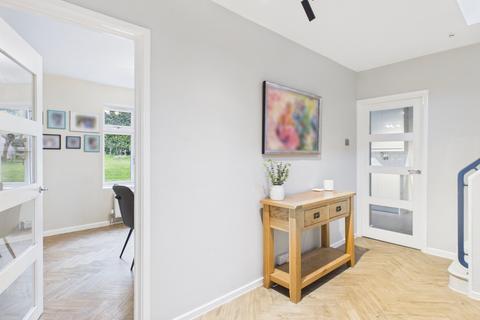 undefined, Old Field Close, Little Chalfont, Buckinghamshire, HP6