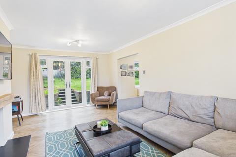 undefined, Old Field Close, Little Chalfont, Buckinghamshire, HP6