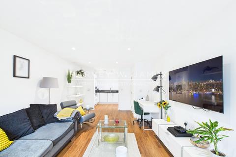 undefined, Highland Street, London, E15