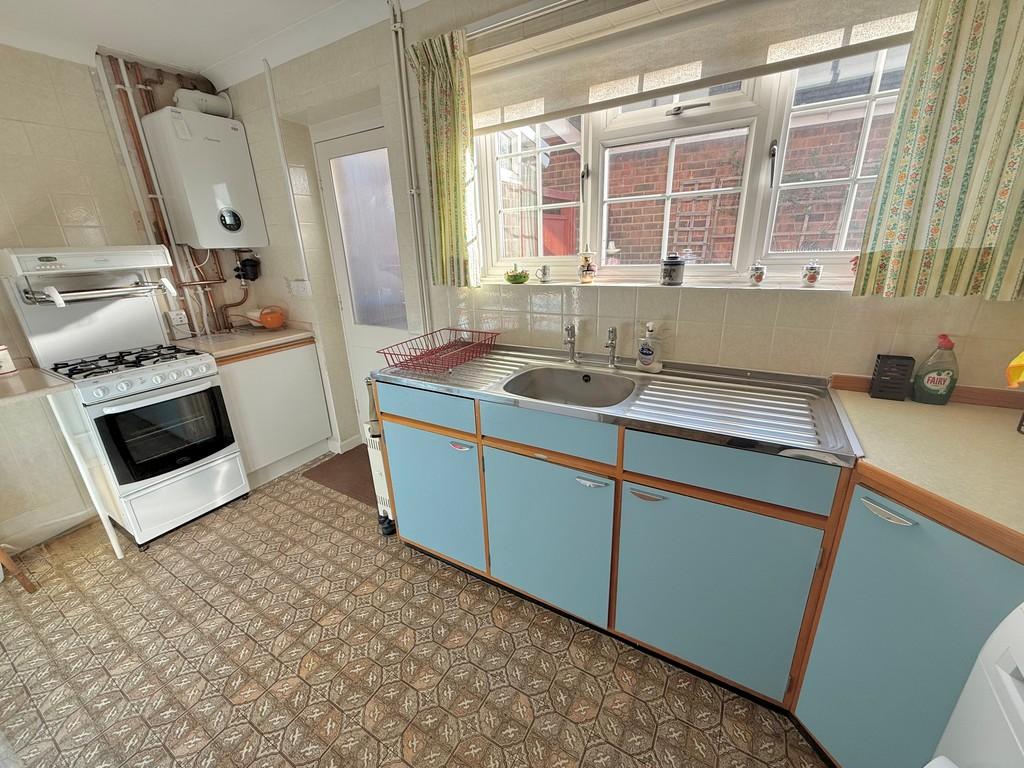37 Jervis Avenue Kitchen 1