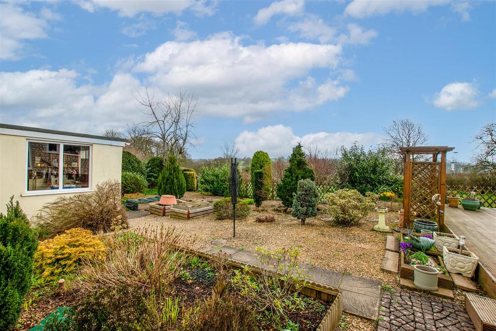 DSC 1774-Edit.jpg