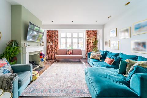 undefined, Sandringham Gardens, Crouch End N8