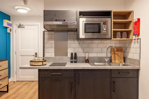 undefined, Walham Grove SW6