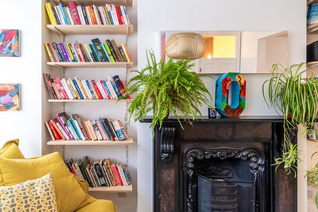 Ndb03615