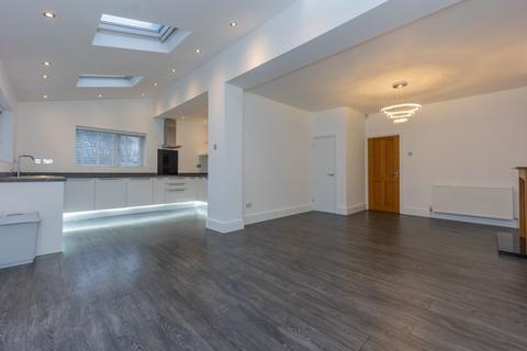 undefined, Buckingham Road, Droylsden, M43