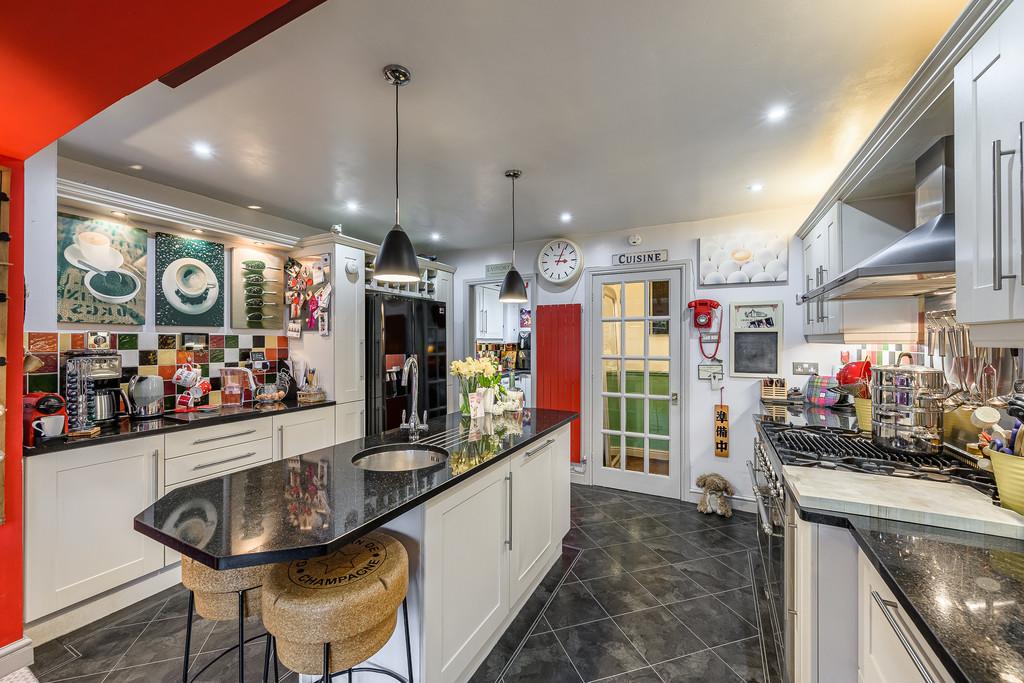 Kitchen 1
