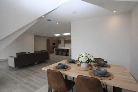 undefined, Apartment 5, 10 Boughton