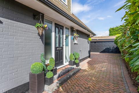 4 bedroom detached house for sale, Lavant Close, Waterlooville PO8