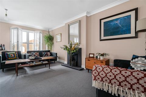 4 bedroom end of terrace house for sale, Belgravia Close, Barnet, EN5