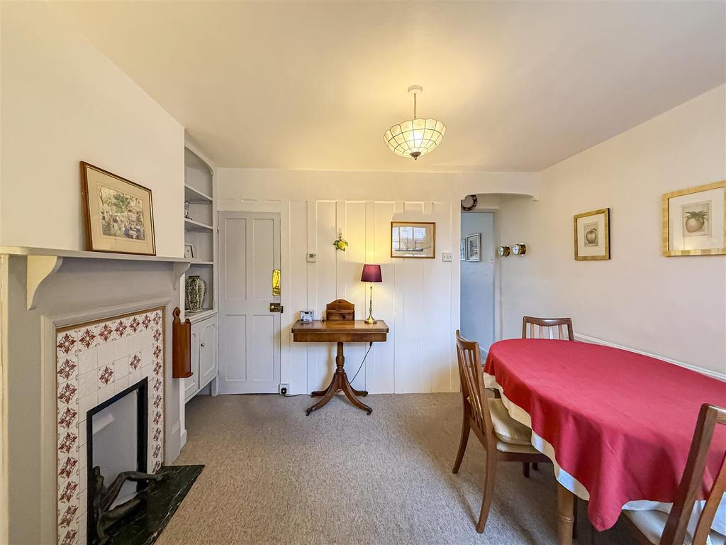 Dininig room