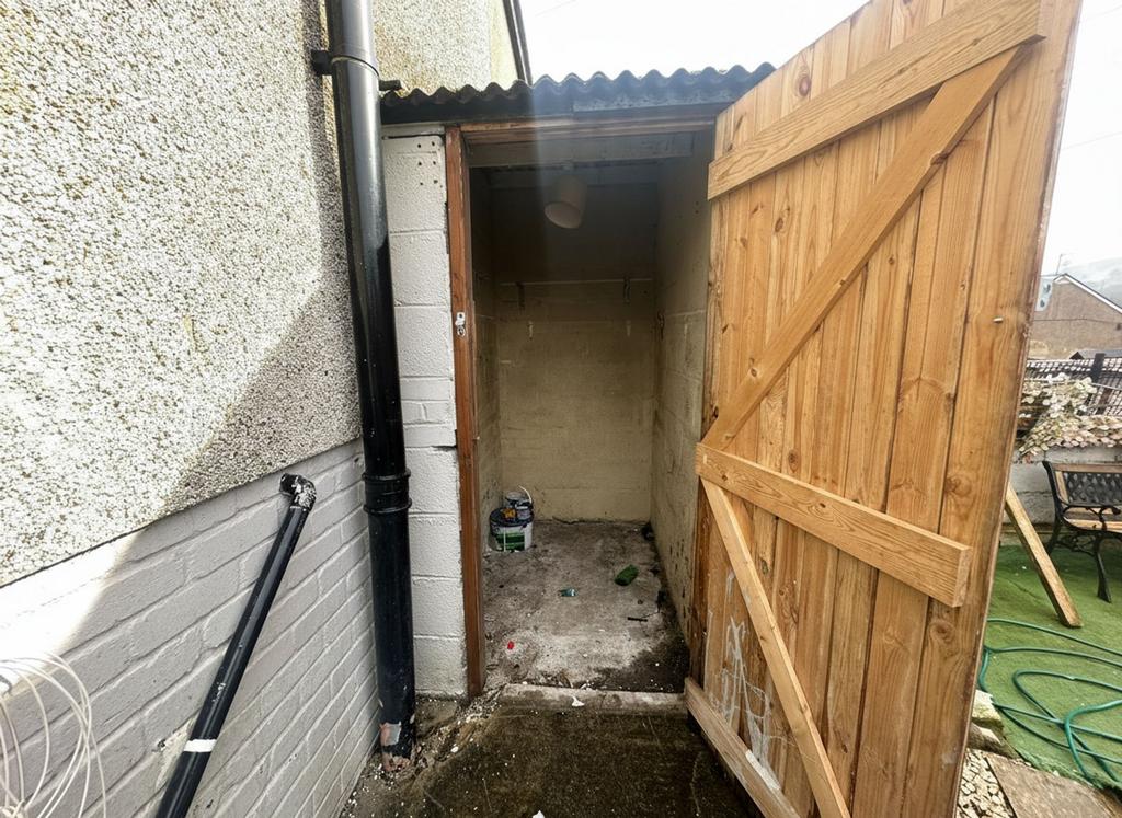 Shed