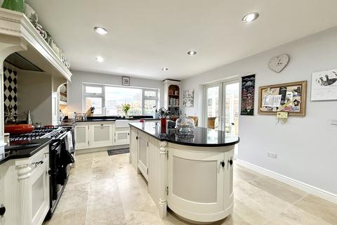 undefined, Wasperton CV35