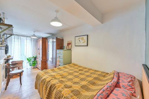 1 bedroom flat for sale, Crystal Palace Road, East Dulwich, London, SE22