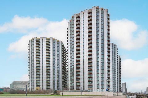 2 bedroom flat for sale, Clement Apartments, Woolwich Riverside, Woolwich, SE18