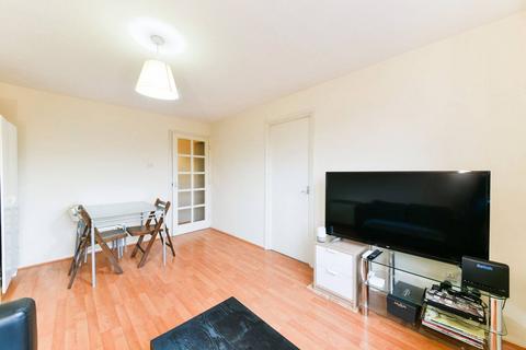 1 bedroom flat to rent, Ringwood Gardens, Canary Wharf, London, E14