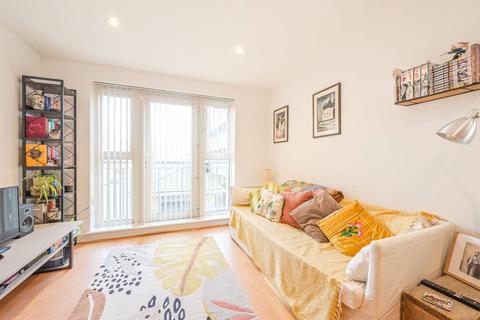 1 bedroom flat to rent, Morton Close, Tower Hamlets, London, E1