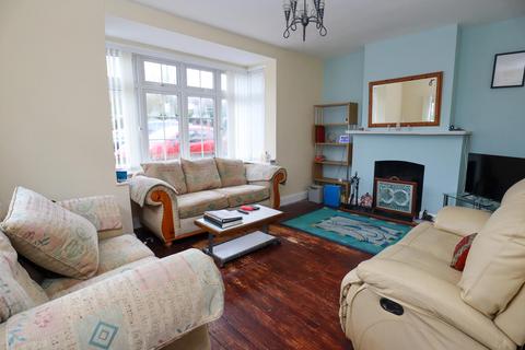 3 bedroom semi-detached house for sale, Chipstead Valley Road, Coulsdon