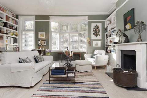 undefined, The Avenue London W4