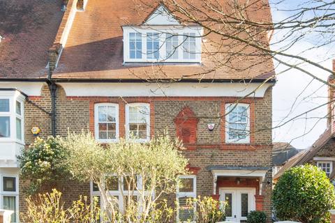 undefined, The Avenue London W4