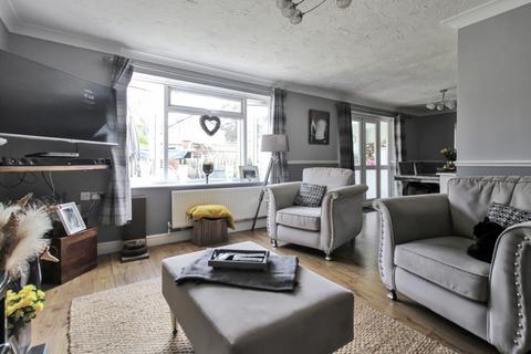 3 bedroom end of terrace house for sale, Hollybrook Park, Bordon, Hampshire, GU35