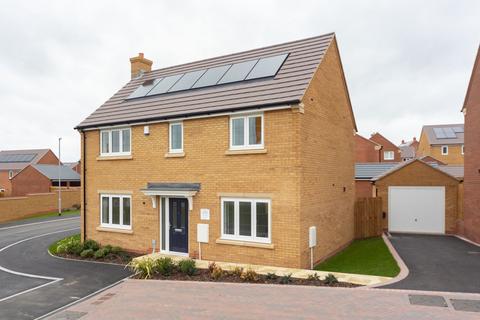 4 bedroom detached house for sale, William Railton Road, Garendon Park, LE12