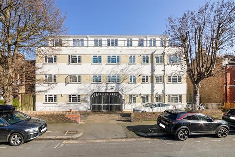 1 bedroom flat for sale, Clive Road, London SE21