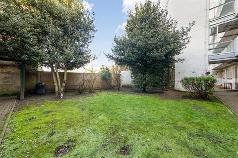 1 bedroom flat for sale, Clive Road, London SE21