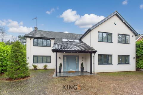 5 bedroom detached house for sale, Upland Drive, Hatfield AL9