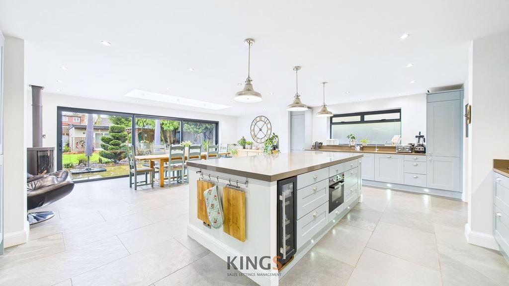 Kitchen/Family Room