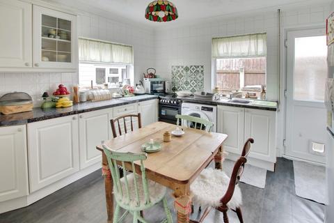 2 bedroom detached bungalow for sale, Estover Road, March PE15