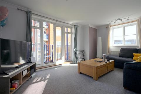 2 bedroom flat for sale, Barbuda Quay, Sovereign Harbour South, Eastbourne