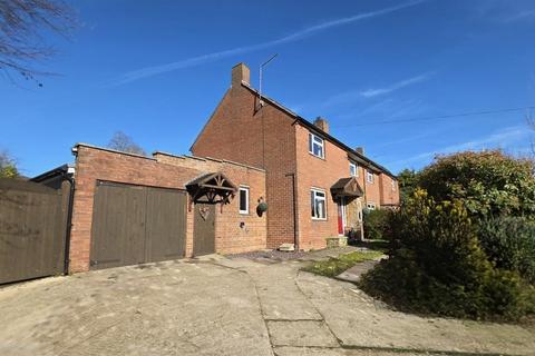 undefined, Grosvenor Place, Brackley