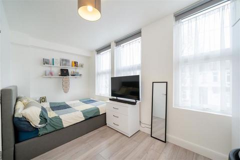 undefined, Chapter Road, London NW2