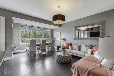 2 bedroom flat for sale, Hughenden Road, Glasgow G12