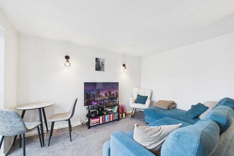 1 bedroom apartment for sale, Archers Lodge, Bermondsey