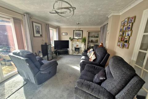 undefined, Five Acres Fold, Danefield NN4