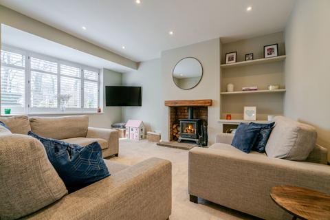 3 bedroom terraced house for sale, Krumlin Road, Halifax HX4