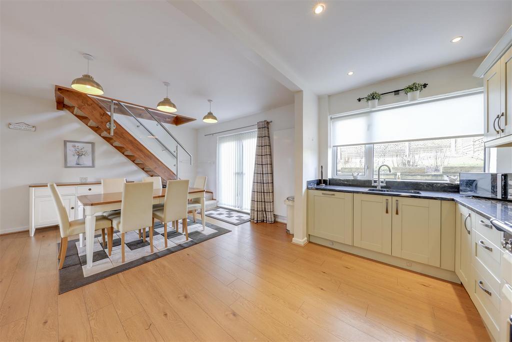Dining / Kitchen Alt