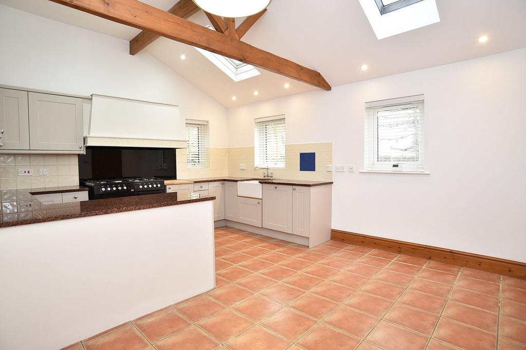 Dining kitchen