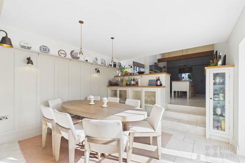 7 bedroom detached house for sale, Trinity