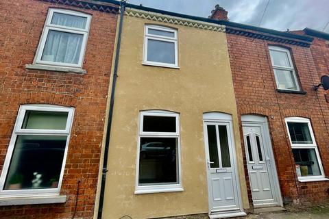 2 bedroom terraced house to rent, Saxby Road, Melton Mowbray