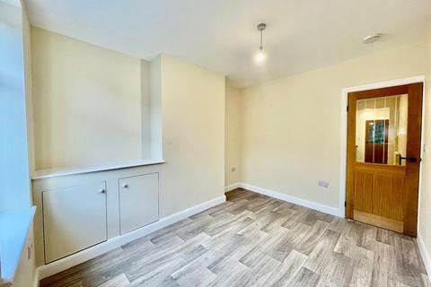 2 bedroom terraced house to rent, Saxby Road, Melton Mowbray